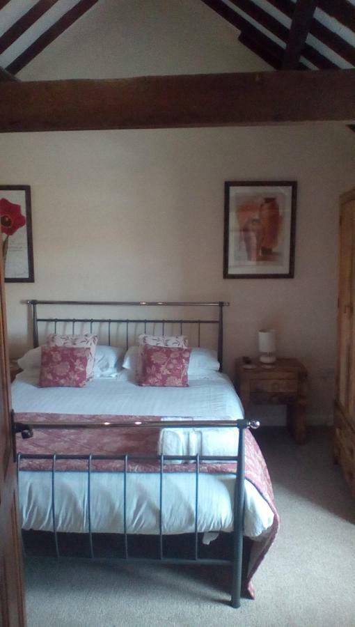 Metheringham The Lincolnshire Poacher Inn מראה חיצוני תמונה