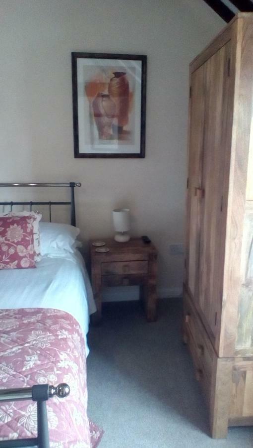 Metheringham The Lincolnshire Poacher Inn מראה חיצוני תמונה