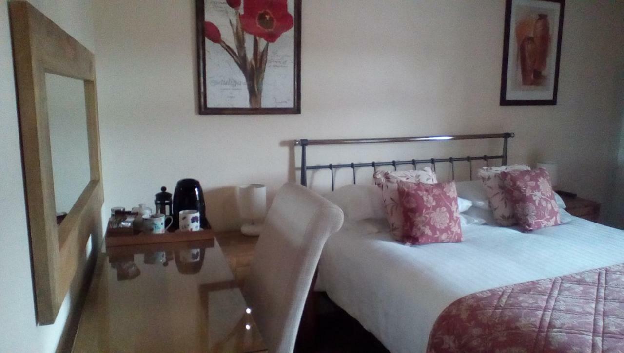 Metheringham The Lincolnshire Poacher Inn מראה חיצוני תמונה